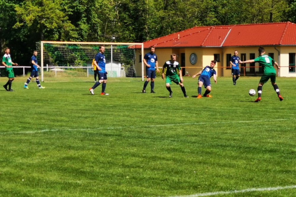 2019-05-12_SV-Ruhlsdorf-II-FC-Blau-Weiss-Stücken_09