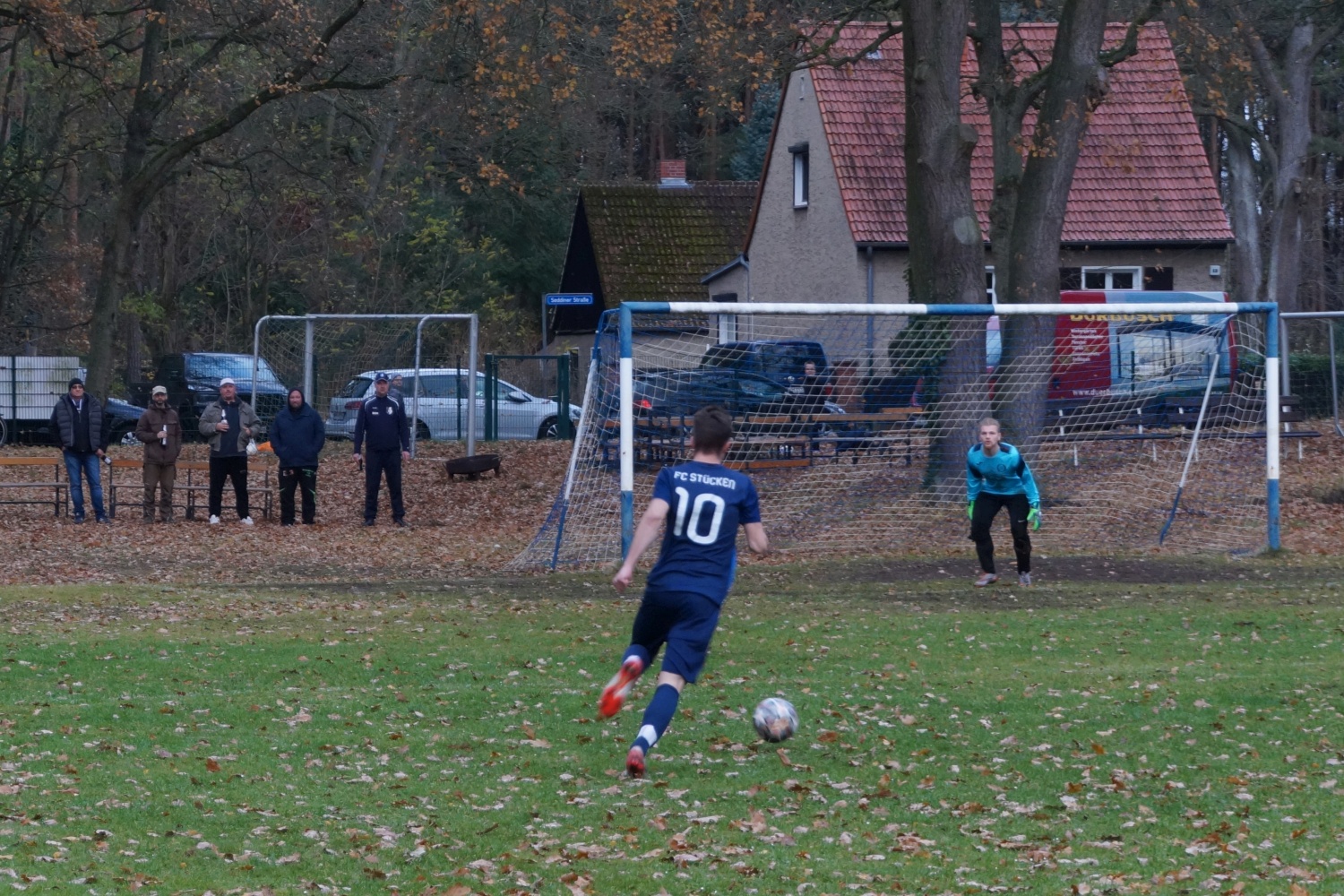 2021-11-21_FC-Blau-Weiss-Stuecken-SV-Ruhlsdorf-II_25