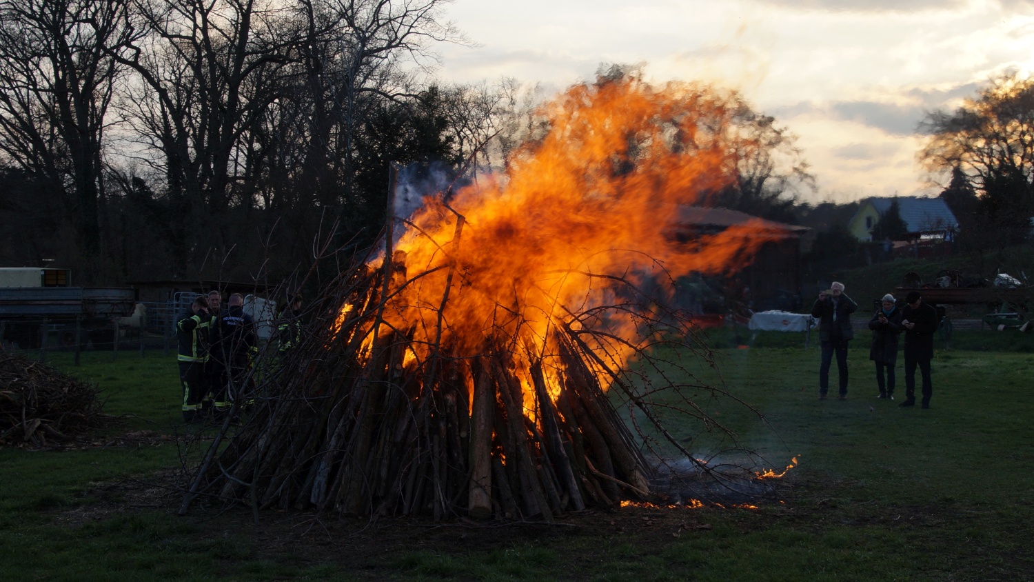 2023-04-08_Osterfeuer-2023_02
